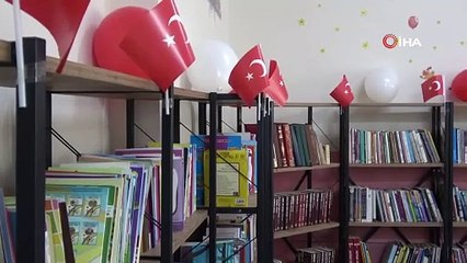 Köy okuluna kütüphane açıldı, öğrenciler kitaplarla buluştu