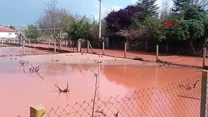 Kırıkkale'de sağanak taşkınlara neden oldu; evleri su bastı, vatandaşlar mahsur kaldı
