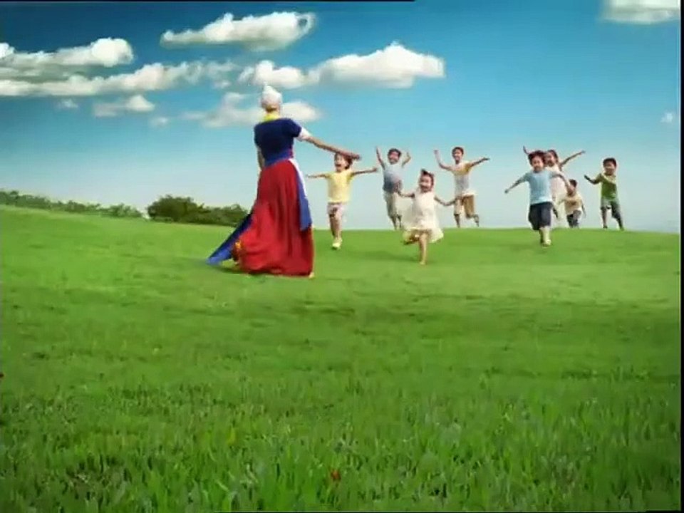 y2mate.video_480p-dutch-lady-elephant-30sec-north