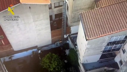 Así detuvo la Guardia Civil a un maltratador que huía saltando por los tejados