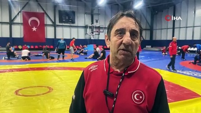 Türkiye İşitme Engelliler Güreş Milli Takımı, Yalova'da Kampa Girdi