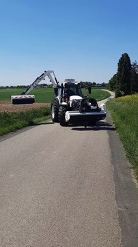 Quatre nouveaux tracteurs pour la campagne 2025 de fauchage dans l'Eure