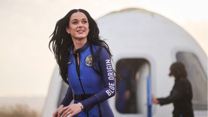 Une célèbre chanteuse “méchante” avec Katy Perry après son vol dans l’espace : virage à 360 degrés et excuses à la clé