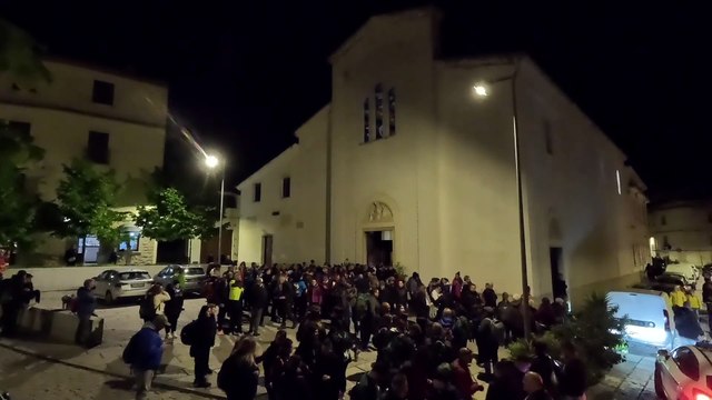 Il pellegrinaggio a San Francesco di Lula: tantissimi i devoti in cammino verso il santuario