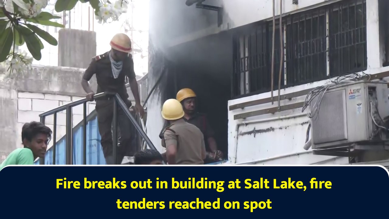 Fire breaks out in building at Salt Lake, fire tenders reached on spot