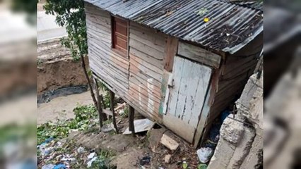 Seis familias evacuadas por riesgo de derrumbe en Santiago