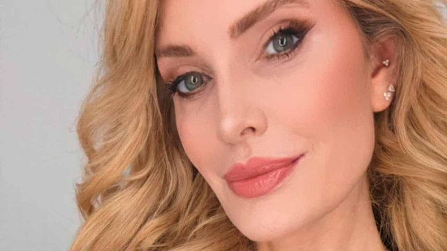 Mirja du Mont met spoed opgenomen in het ziekenhuis na buikpijn: “Ze hebben me gered van het ergste!”