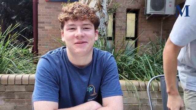 UOW students on HECS debt cut