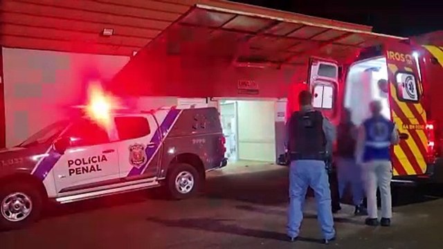 Jovem é socorrido pelo Siate em penitenciária em Cascavel