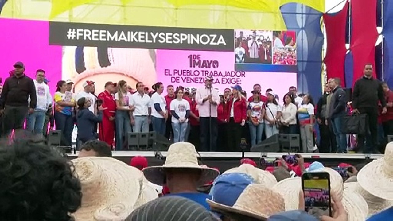 Justicia venezolana pide repatriar a niña separada de padres deportados por EEUU