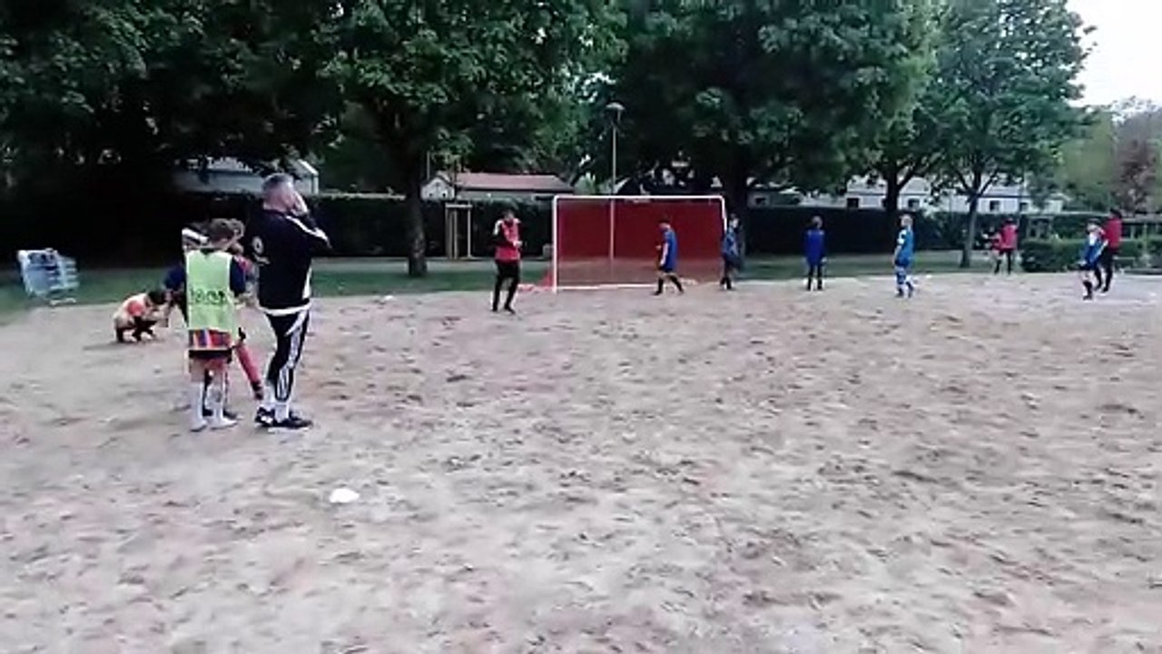Beach soccer stage 2025