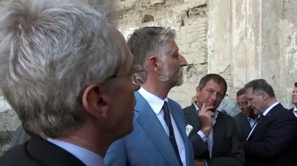 Ministro Giuli in visita al Real Albergo dei Poveri di Napoli