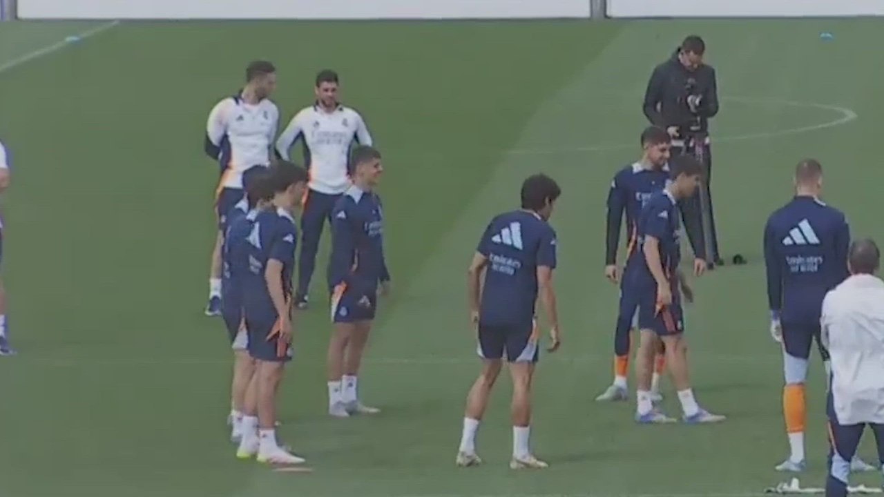 El detalle de Güler en el entrenamiento que no ha pasado desapercibido por el madridismo