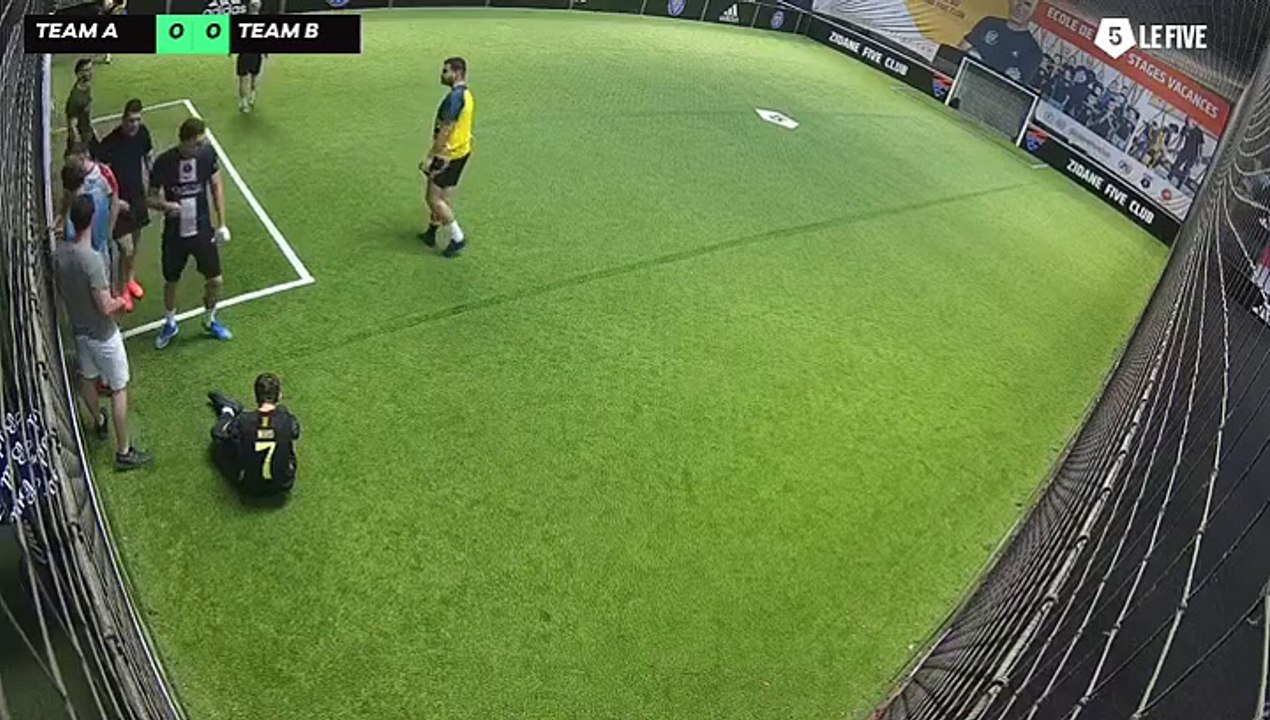 Zidane Académie Ecole de Foot 03/05 à 12:37 - Football Zidane (LeFive Bobigny)