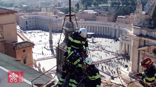 Continúan los preparativos para el cónclave en la Capilla Sixtina