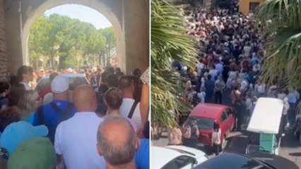 «Bella idea andare a Sirmione», il video dell'invasione di turisti: scatta la lite per entrare nel borgo