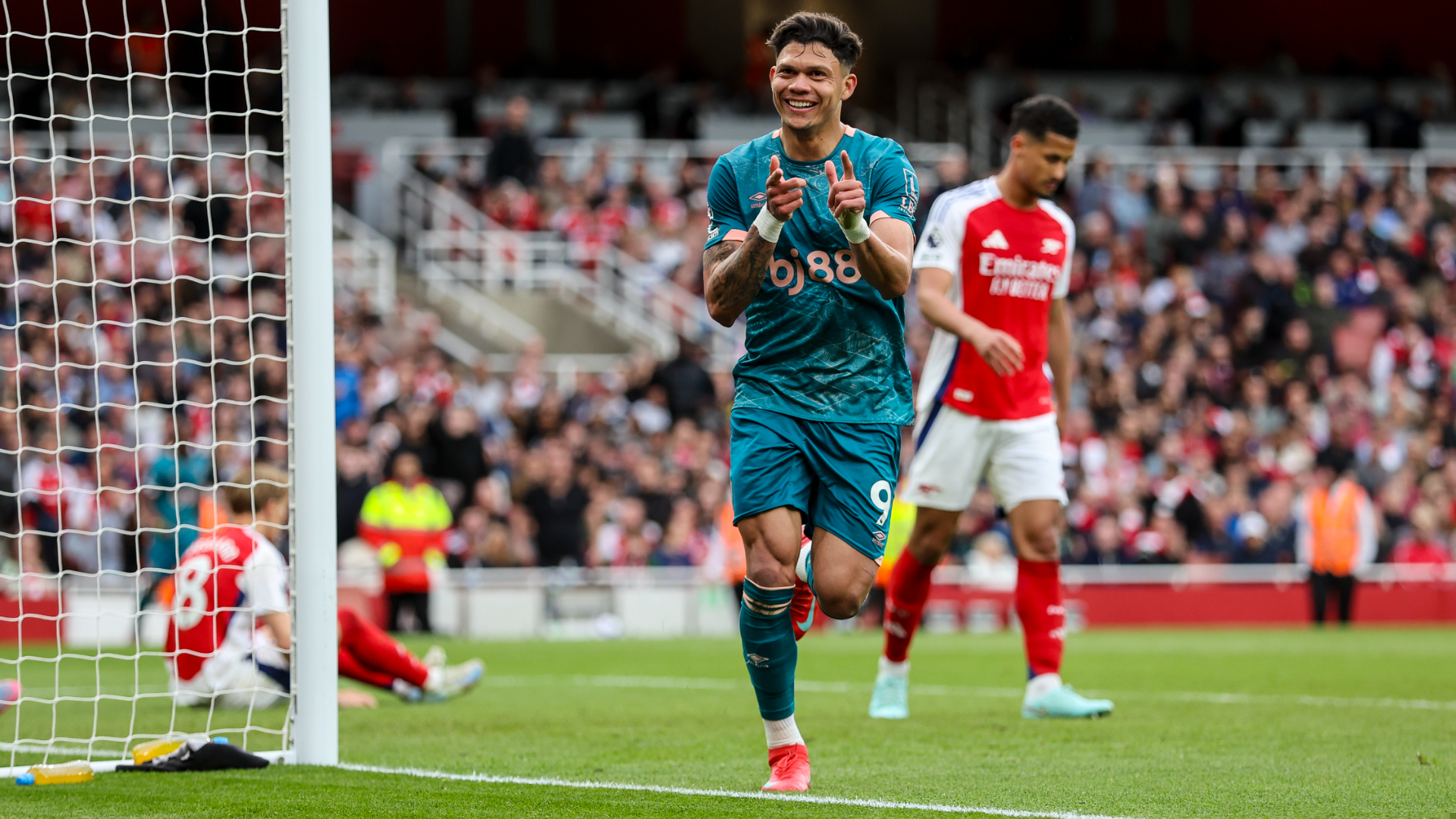 Arsenal 1-2 Bournemouth | Highlights