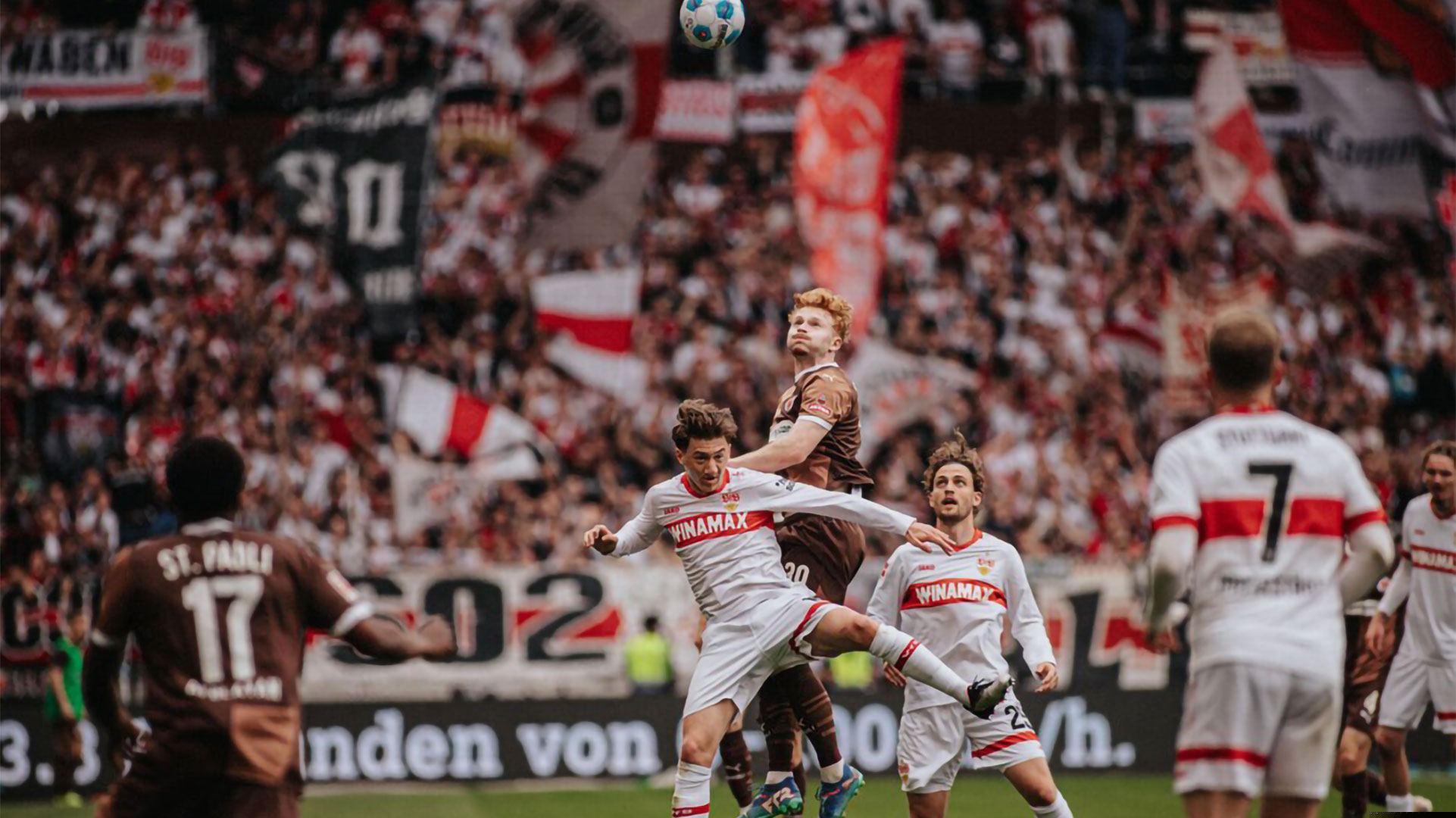 St Pauli v Stuttgart