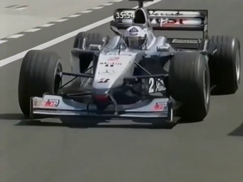 F1 – David Coulthard (McLaren Mercedes V10) lap in qualifying – Hungary 2000