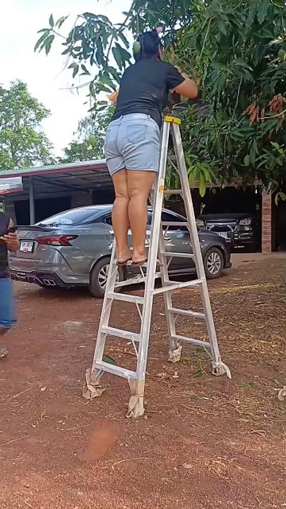 Funny Couple video