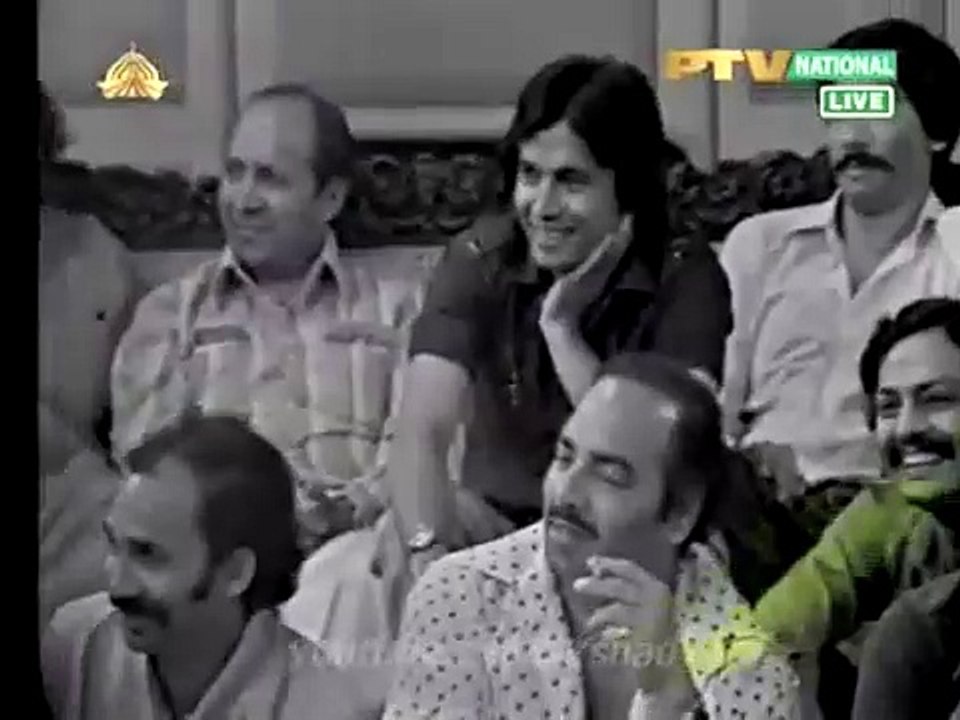 Attaullah Khan old song la laee tein mundri medi