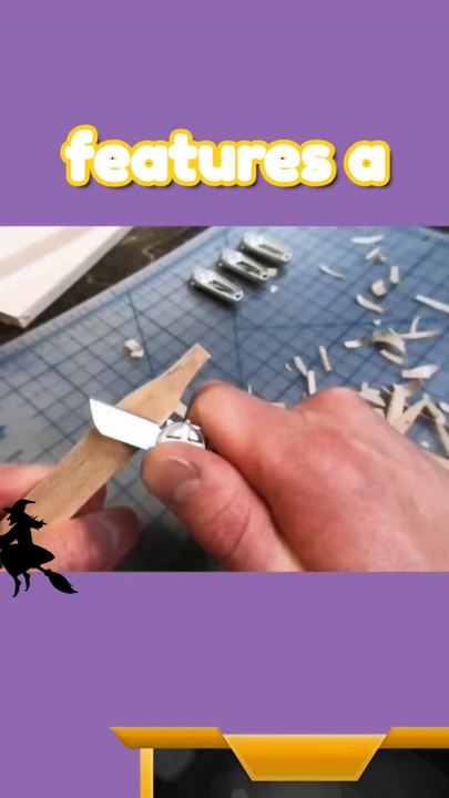 World's smallest keychain pocket knife Everyday blade pocket knife