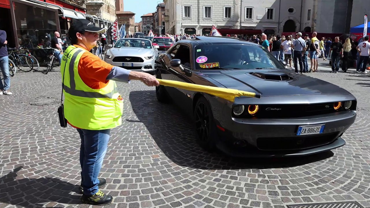Auto americane in centro a Ferrara