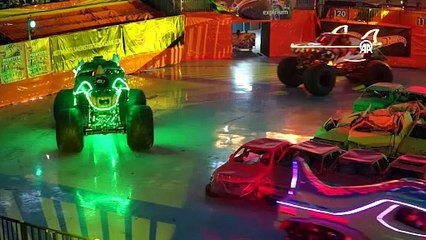 Hot Wheels Monster Truck Live İstanbul'da nefes kesti