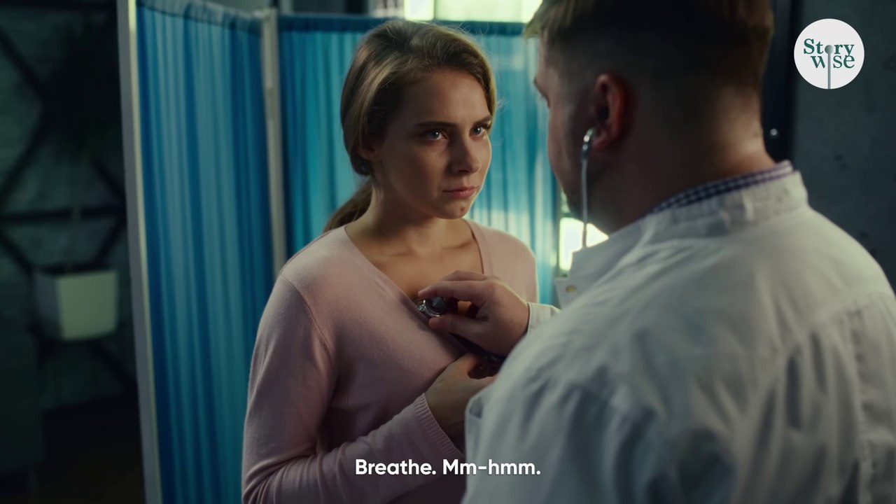 "Heart-Stopping Moment: Girl Sends SOS Signal to Doctor – What Happens Next Will Shock You!"