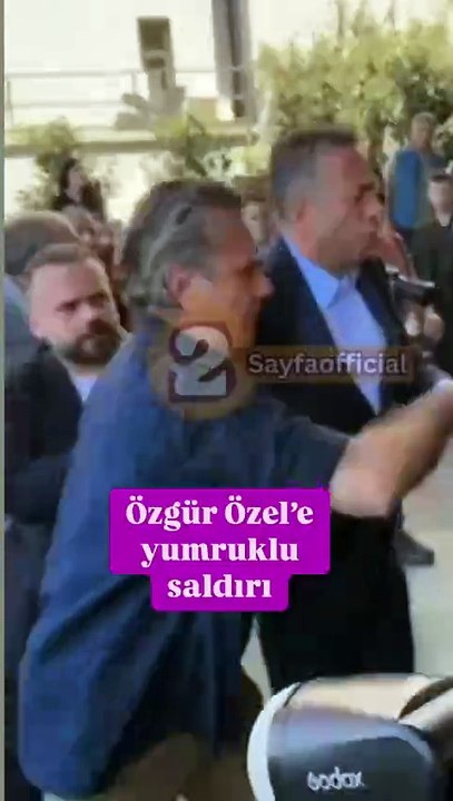 Özgür Özel'e saldırı anı