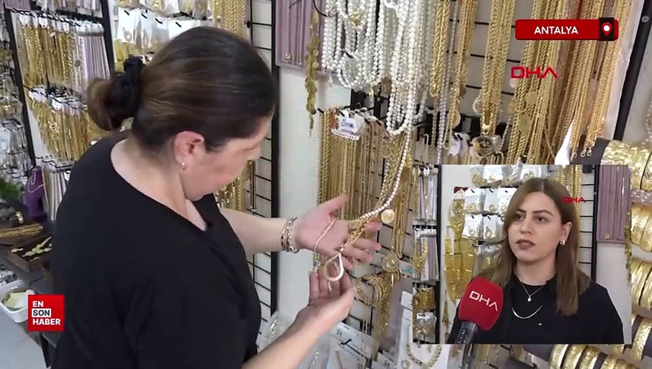 Antalya'da düğünlerde imitasyon takı modası başladı
