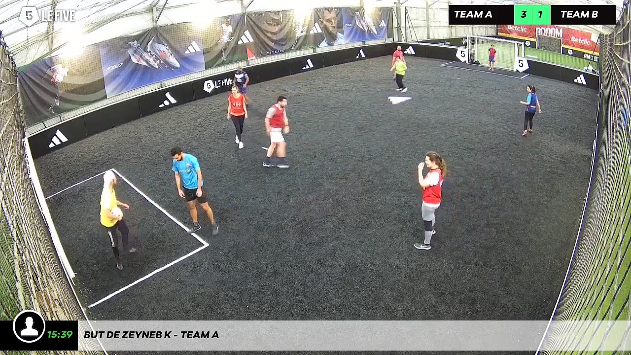 But de Zeyneb K - Team A