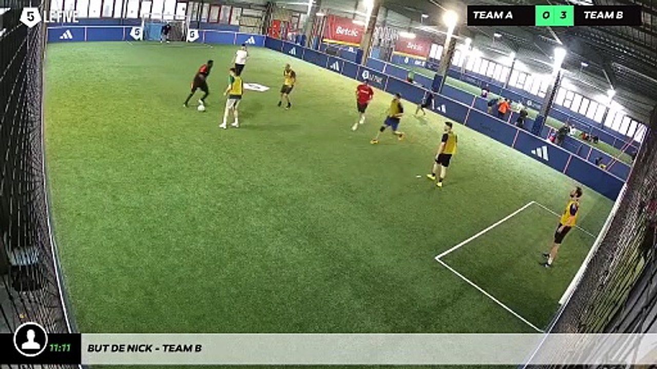 But de Nick - Team B