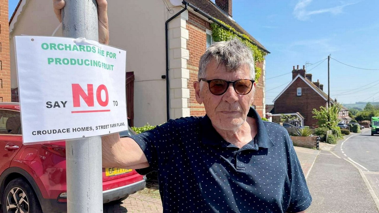 Villagers rally against housing proposal for 100 new homes to become 'small town'
