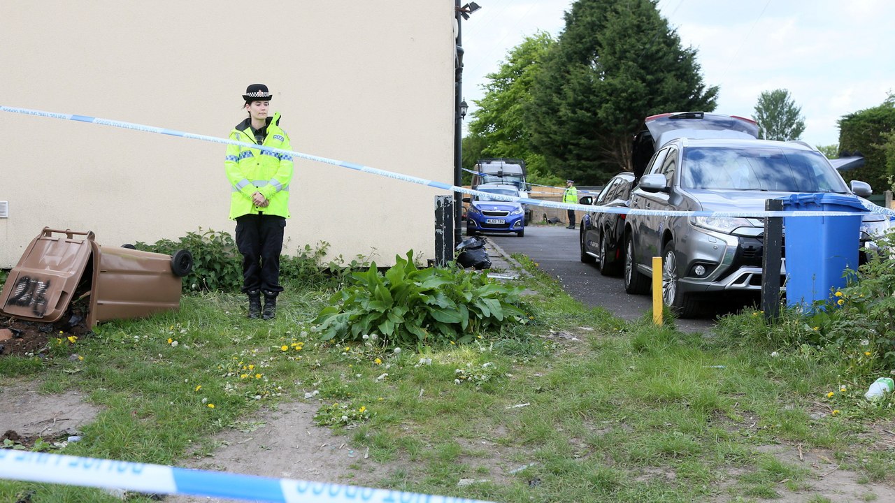 Eyewitnesses at scene of anti-terror op describe hearing 'explosion and gunfire'