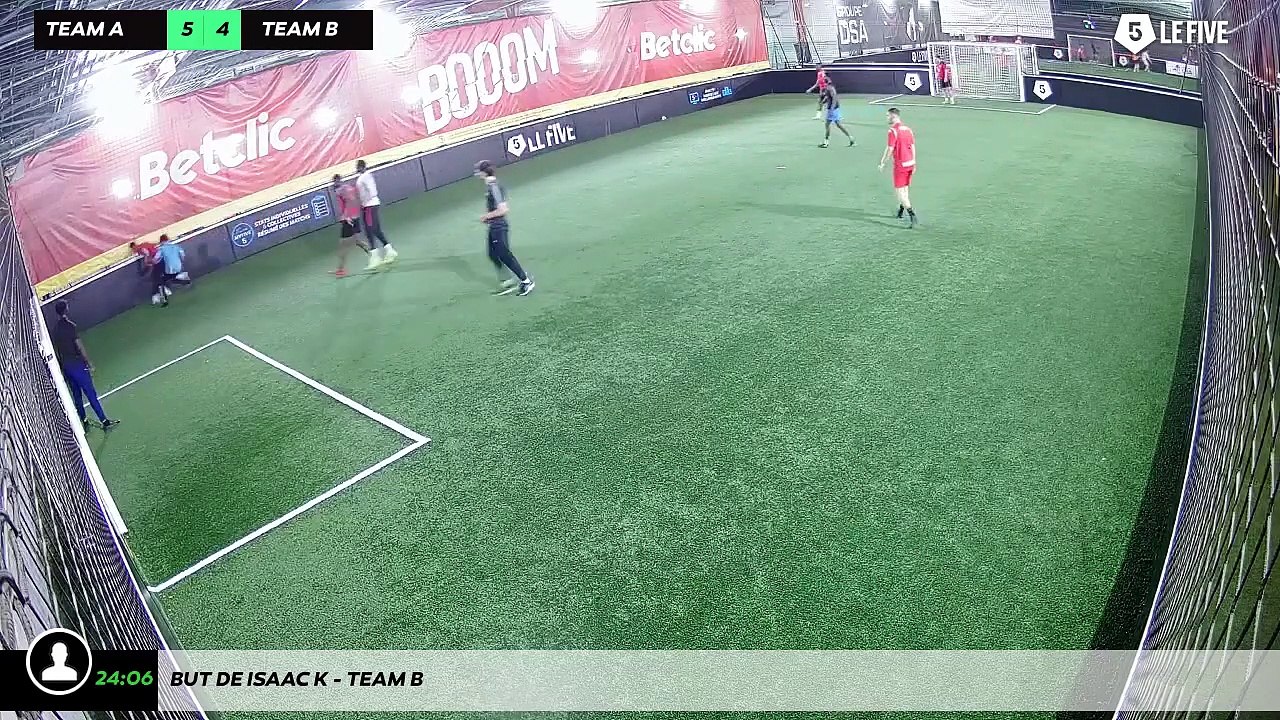 But de Isaac K - Team B