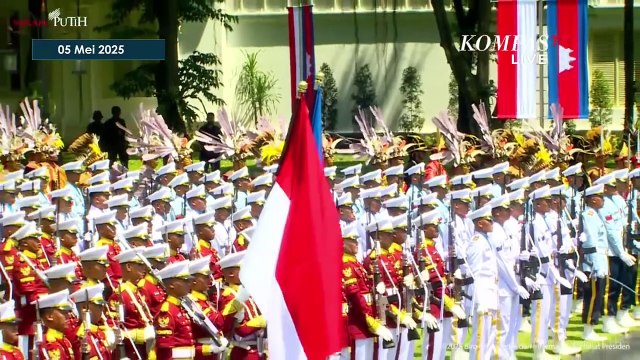 [FULL] Disambut Pasukan Berkuda, Prabowo Terima Presiden Senat Kamboja Hun Sen di Istana
