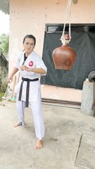 Amazing kick breaking