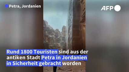Überschwemmungen in Petra: Touristen in Sicherheit gebracht