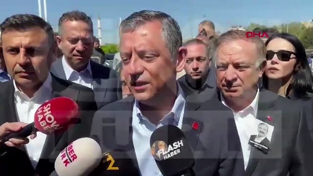 Tören başlamadan önce de Özel'in etrafındaymış! İşte saldırganın görüntüleri