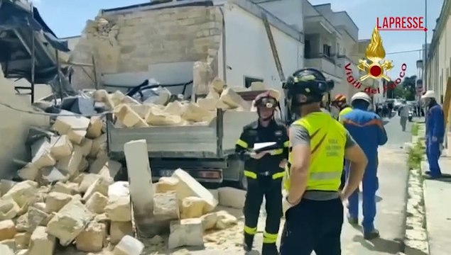 Crolla palazzina a Carmiano: i soccorsi nel video dei vigili del fuoco