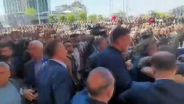 CHP Genel Başkanı Özel: Bu saldırıyı siyaset kurumuna yapılmış bir saldırı olarak görüyorum