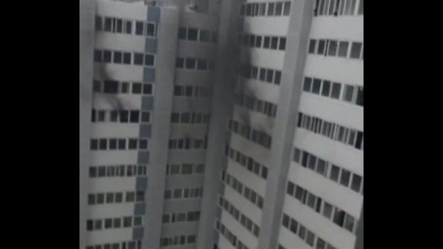 서울 강서구 아파트서 불...2명 부상·30여 명 대피 / YTN