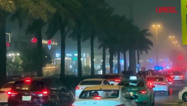 Arabia Saudita, tempesta di sabbia a Riad