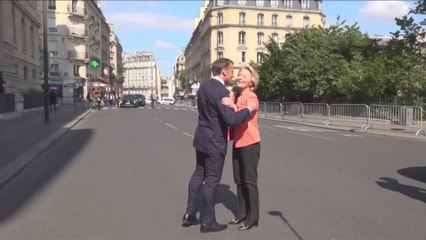 Von der Leyen anuncia paquete de 500 millones de euros para atraer investigadores a Europa