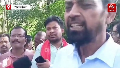 सांसद बिद्युत वरण महतो ने ग्रामीणों संग की बैठक, जबरन धर्मांतरण और निकाह मामले में की निष्पक्ष जांच की मांग