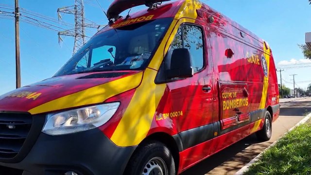 Idosa cai e fica ferida enquanto embarcava em ônibus no Country