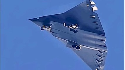 AI के इस्तेमाल से चीन बना रहा फाइटर जेट