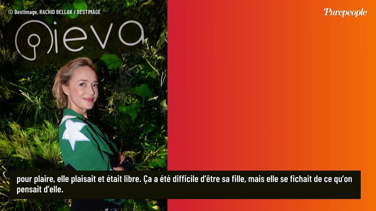 "Ça a été difficile d’être sa fille" : Hélène de Fougerolles (Sam) évoque ses rapports compliqués avec sa mère