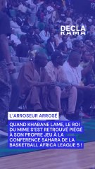 DeclaFlash Sport - L’arroseur arrosé ! 🤣Khaby Lame, roi du geste muet et des mises en scène absurdes, s’est retrouvé piégé à son propre jeu lors de la Conférence Sahara de la Basketball Africa League 5